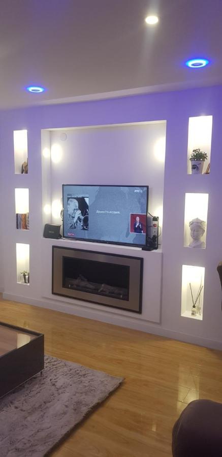 شقة Centar 5 Star كرالييفو المظهر الخارجي الصورة